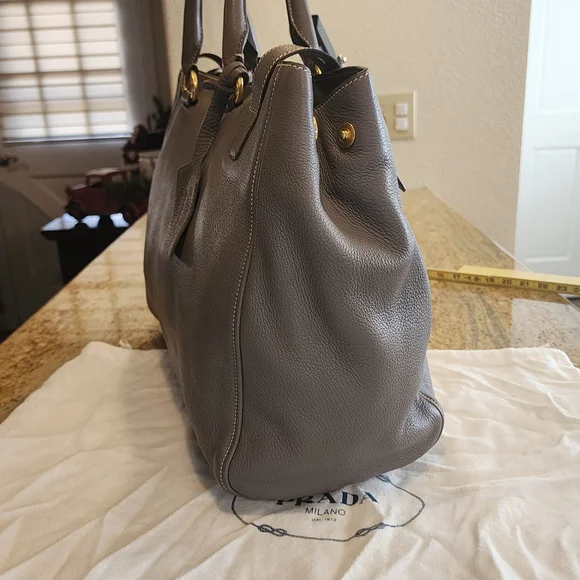 Prada Gray Leather Women's Bag - Picture 4 of 16